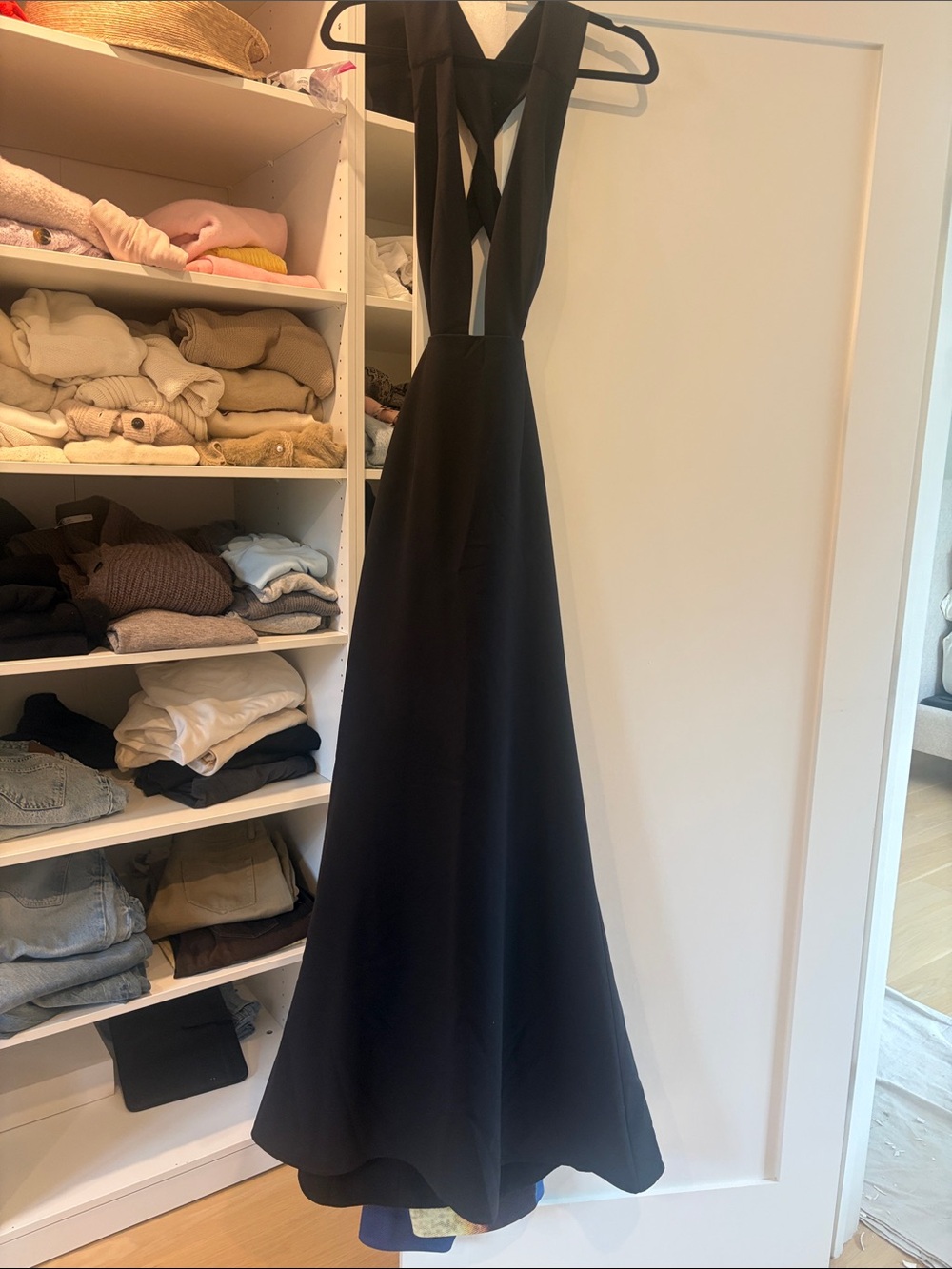 NBD Black Cross-Back Evening Gown